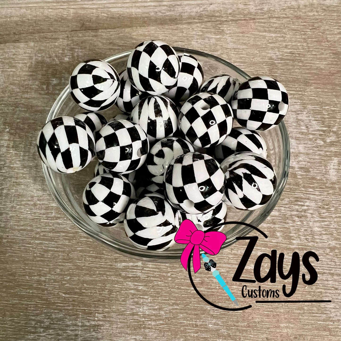 20mm Checkered Black/White Beads